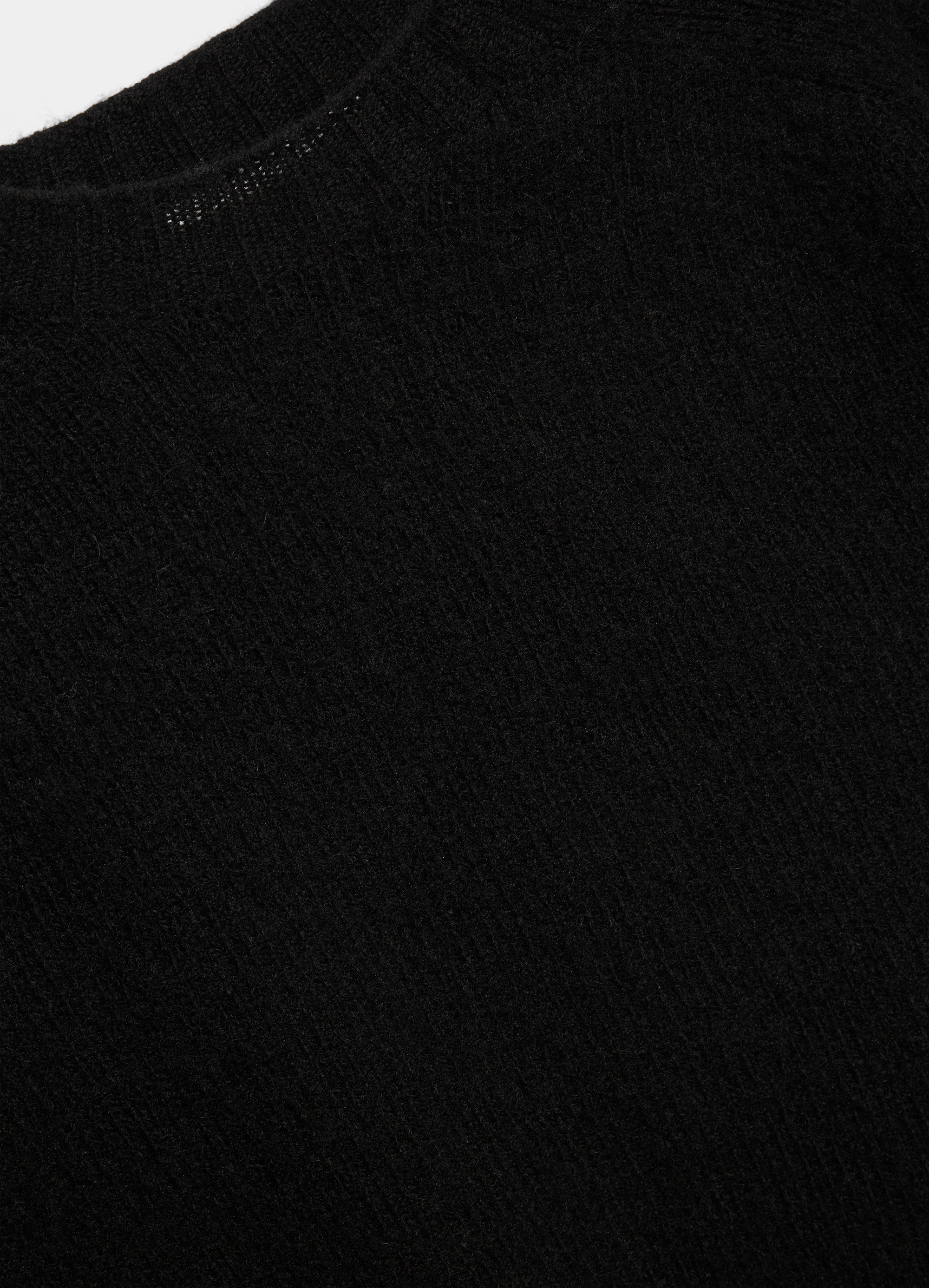 Earth Jets Jumper
